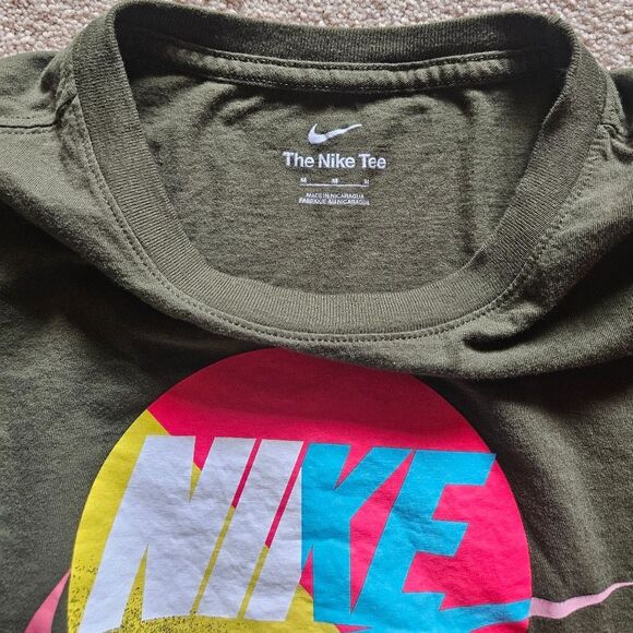 The Nike Tee by Nike with swoosh mens Medium olive green multicolored swoosh - Picture 3 of 10